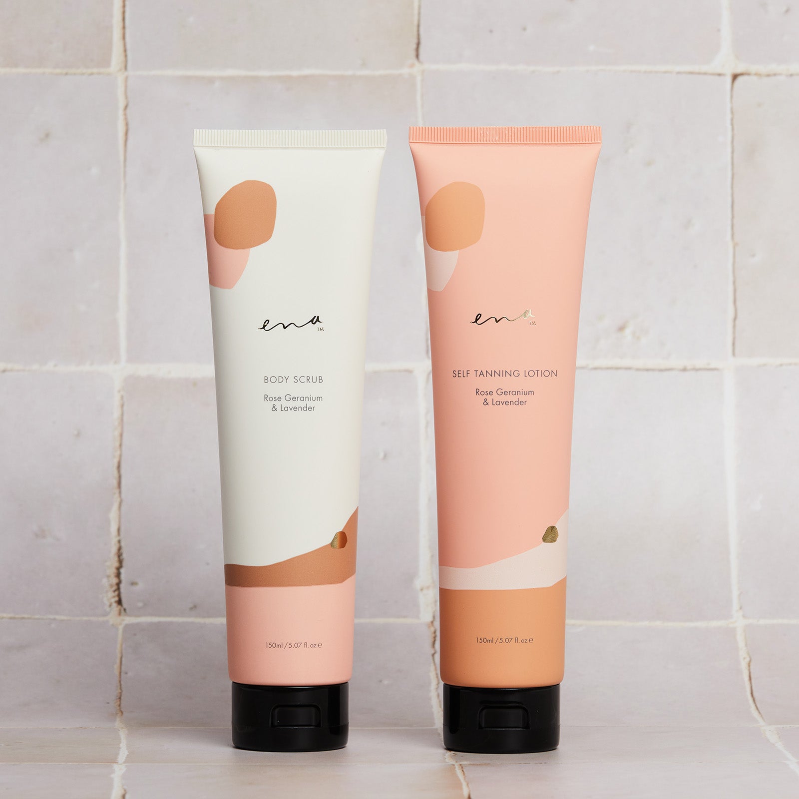 Body Scrub & Tanning Lotion - Gift Bundle